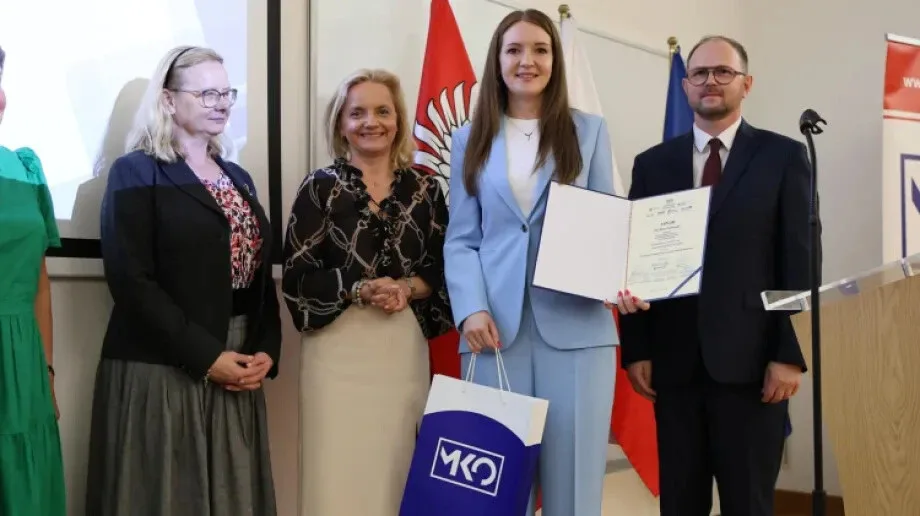 Sukces nauczycielki z Ostrowi Mazowieckiej! Marta Polakowska z ZS nr 1 laureatką prestiżowego konkursu