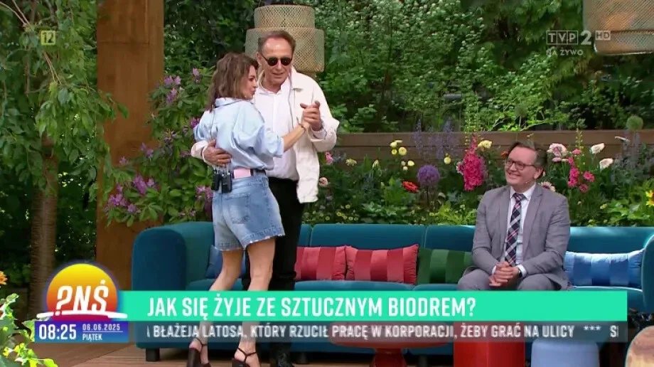 Dwa tygodnie po operacji biodra w Ostrowi Mazowieckiej Jacek Borkowski wyszedł na scenę. Potem zatańczył cza-czę w TVP! (wideo)