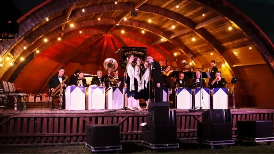 Bratislava Hot Serenaders rozgrzali scenę i serca publiczności (zdjęcia, wideo)