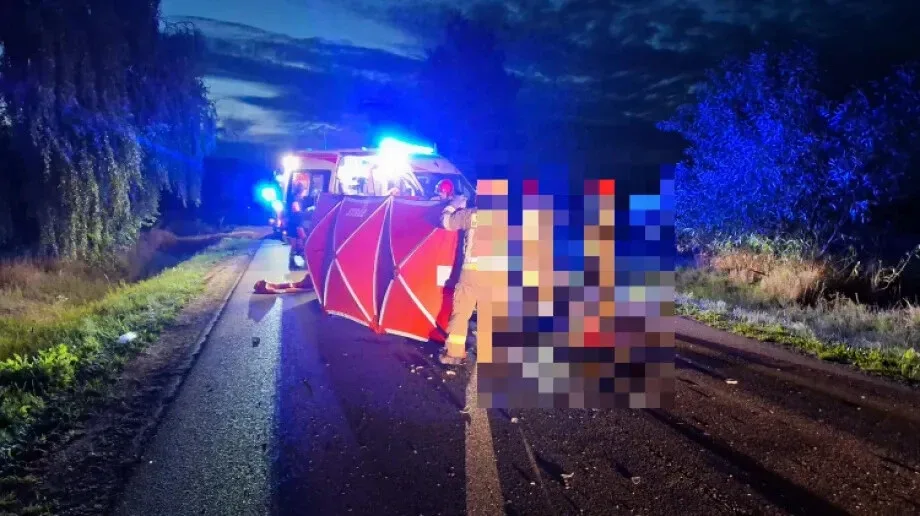 Tragiczny wypadek w Chmielewie. Nie żyje motocyklista (zdjęcia)