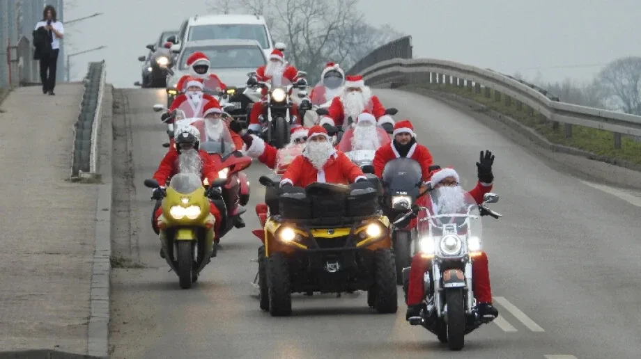 Motomikołaje w Ostrowi Mazowieckiej. Świąteczna akcja KM STAJNIA