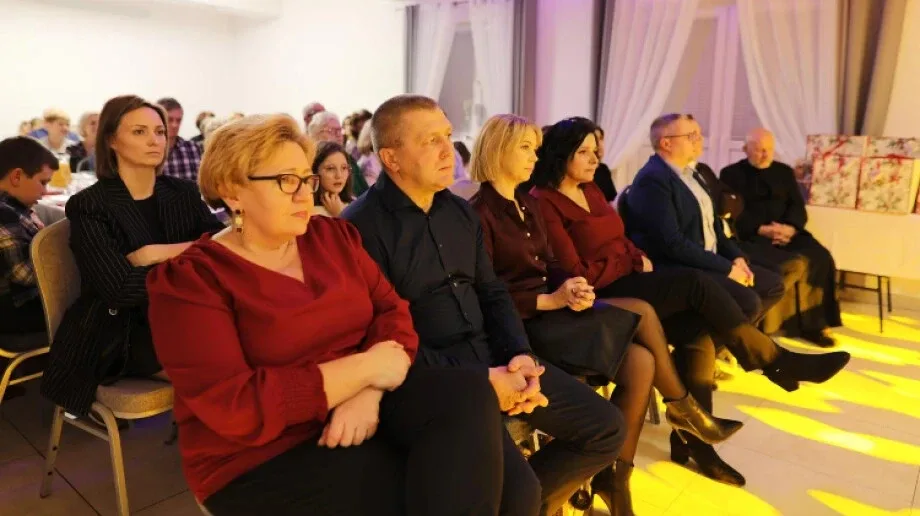 Świąteczne spotkanie pełne wzruszeń. Mieszkańcy Laskowizny i Puzdrowizny podzielili się opłatkiem