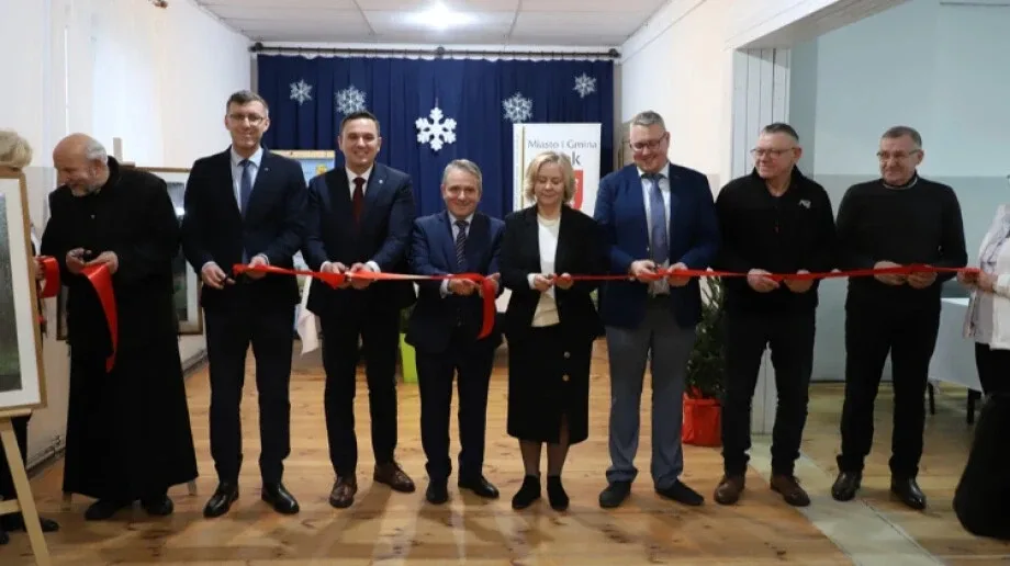 Nowe inwestycje w Kaczkowie Starym. Stacja Uzdatniania Wody i zmodernizowana świetlica wiejska (zdjęcia)