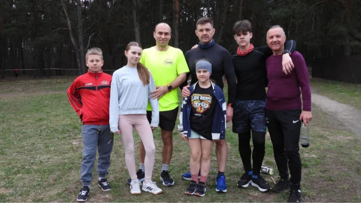 'Biegam/chodzę nie dla wyniku, lecz dla zdrowego nawyku' - sportowy piątek w małkińskim GOKiS (zdjęcia, wideo)