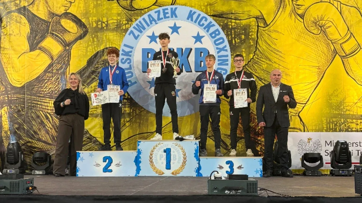 Filip Wilczyński mistrzem Polski Low Kick. Złoto dla Maja Kickboxing Team