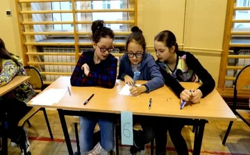Konkurs o Sienkiewiczu w ostrowskiej placówce (zdjęcia)