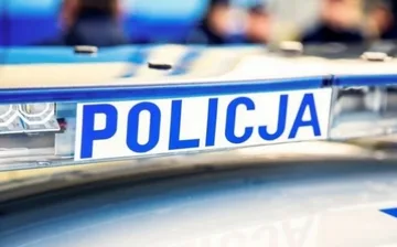 Cofając, wjechał do rowu. Miał ponad 2,5 promila