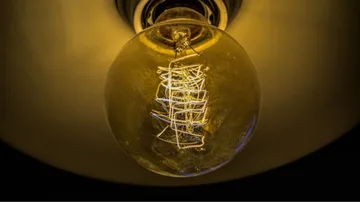 Uwaga! Przerwy w dostawie energii elektrycznej. Bez prądu mieszkańcy gminy Zaręby Kościelne