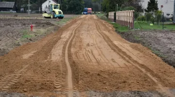 Stary Lubotyń: Inwestycje w gminne drogi