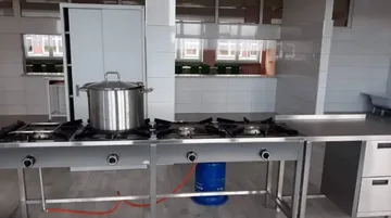 Prace remontowe w Szkole Podstawowej w Nurze