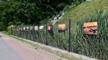 Nowa galeria plenerowa na nadbużańskiej Promenadzie w Broku