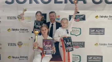 Trzy zawodniczki i trzy medale. Brokowski Klub Karate na podium (zdjęcia)
