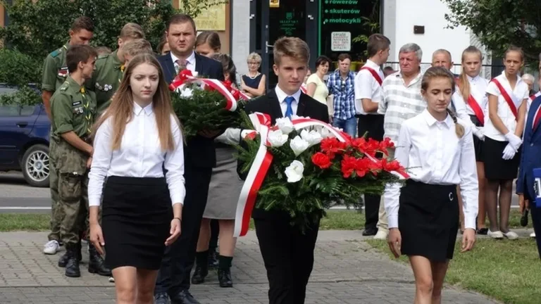 Małkinia Górna: obchody Święta Wojska Polskiego i 97 rocznicy 'Cudu nad Wisłą' (zdjęcia)