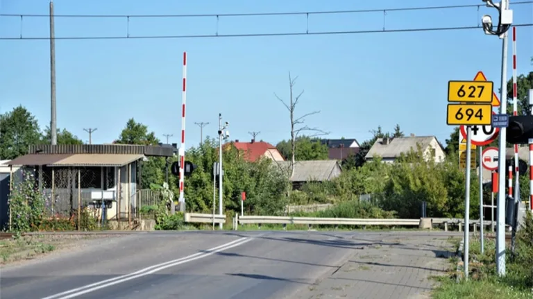 Przejazd kolejowy w Małkini Górnej zamknięty
