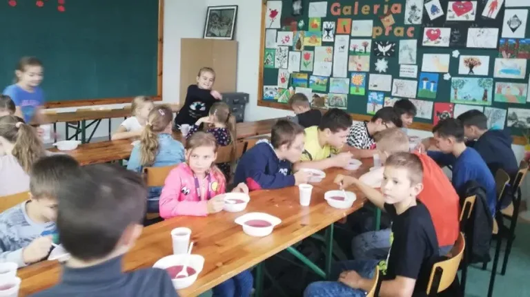Dożywianie dzieci w szkołach na terenie gminy Andrzejewo