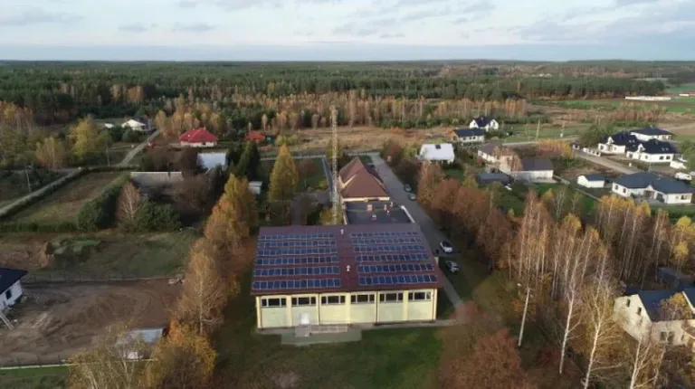 Blisko 2 miliony złotych dofinansowania na odnawialne źródła energii w gminie Ostrów Mazowiecka