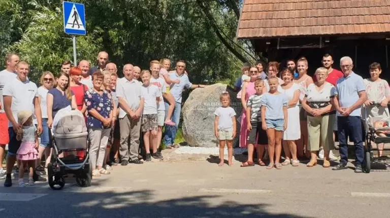 Mieszkańcy małej miejscowości Kuleszki-Nienałty świętowali 600-lecie wsi