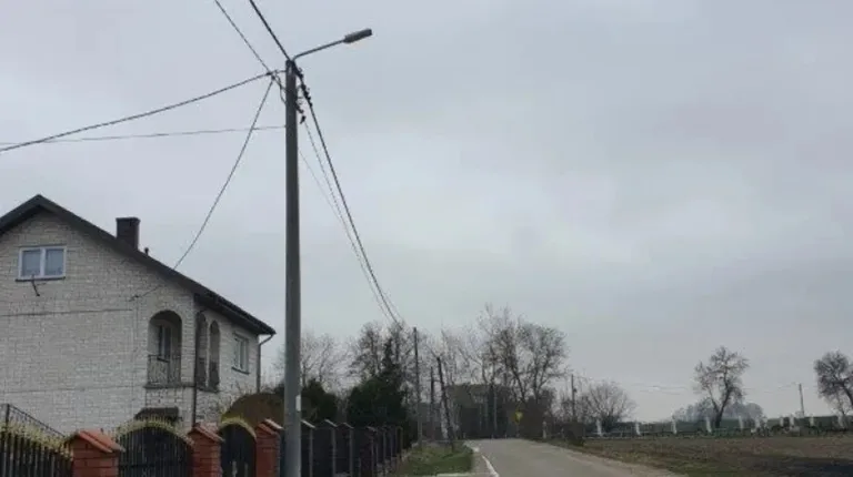Nowe oświetlenie przydrożne w Andrzejewie