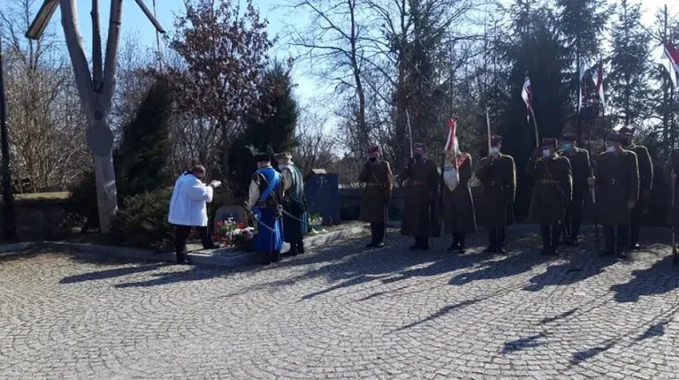 Obchody rocznicy Zbrodni Katyńskiej i Katastrofy Smoleńskiej w Zarębach Kościelnych
