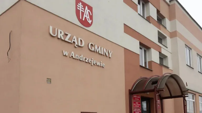 Utrudnienia w ruchu drogowym w Andrzejewie