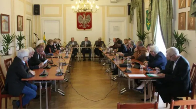 XLIII Sesja Rady Gminy Ostrów Mazowiecka