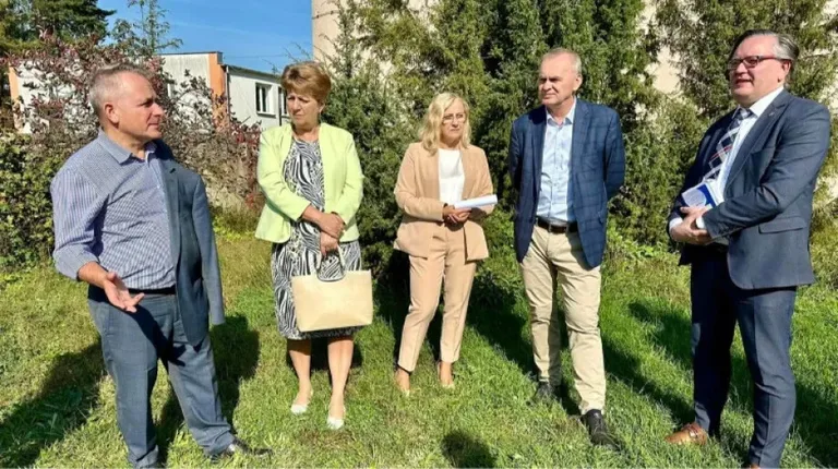 Nowe inwestycje w Małkini Górnej. Modernizacja szkoły i budowa zakładu opiekuńczego