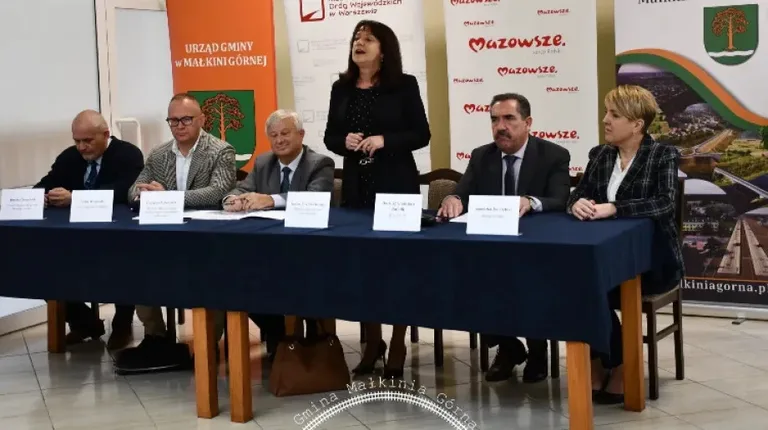 Rozwój infrastruktury w Kańkowie i Małkini. Podpisano umowy na nowe projekty drogowe