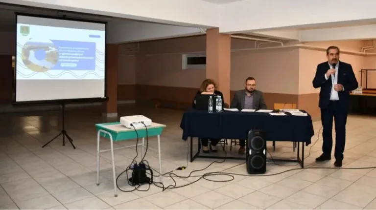 Spotkanie w sprawie budowy zbiornika retencyjnego w gminie Małkinia Górna (zdjęcia)