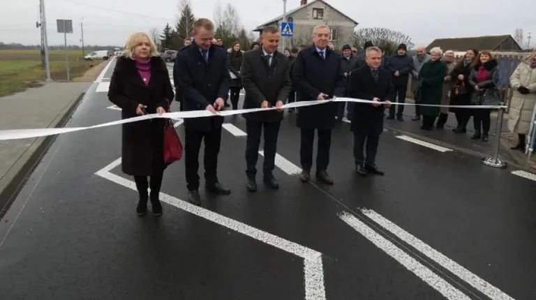 Nowa droga łącząca Szulborze Wielkie z Zuzelą otwarta (zdjęcia)