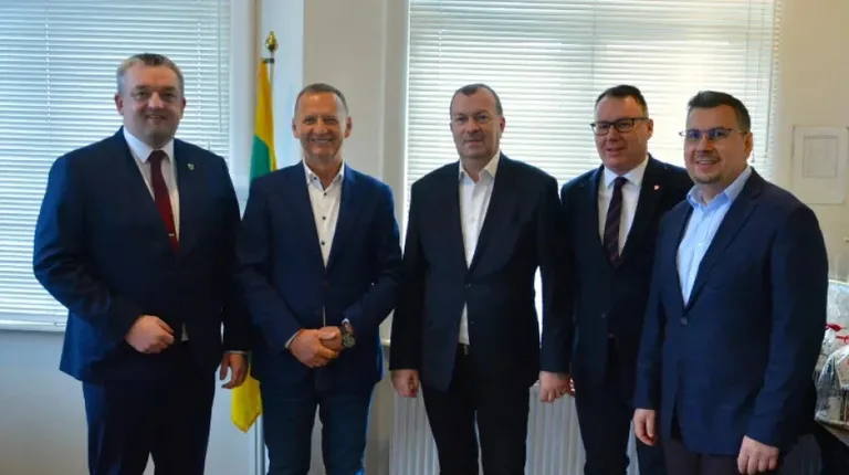 Współpraca na rzecz rozwoju. Spotkanie w Urzędzie Gminy Ostrów Mazowiecka