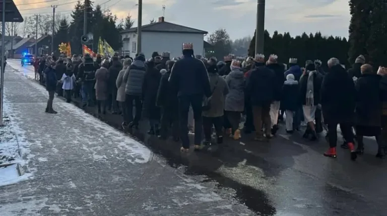 Orszak Trzech Króli przeszedł ulicami Prostyni