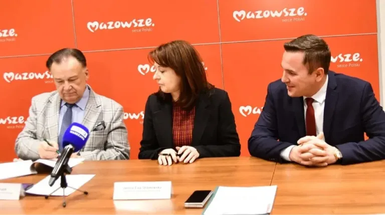 Gmina Brok z dotacją na przebudowę ulicy Głębokiej (zdjęcia)