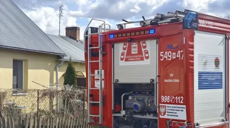 Pożar sadzy w kominie w Rostkach Wielkich