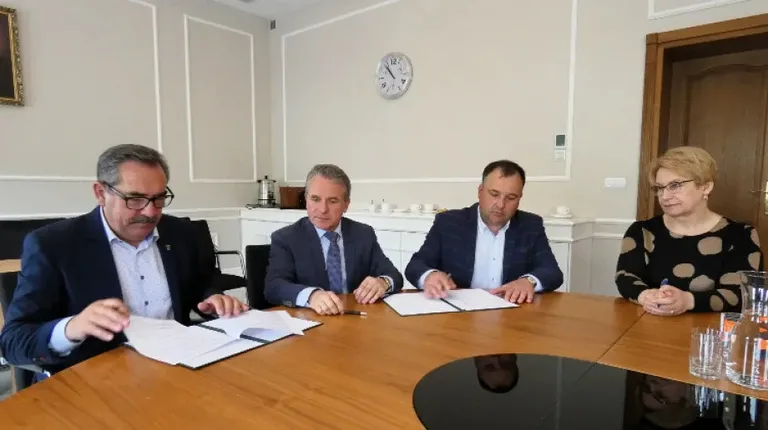 Porozumienie podpisane. Dożynki Powiatowo-Gminne 2025 odbędą się w Zawistach Nadbużnych!