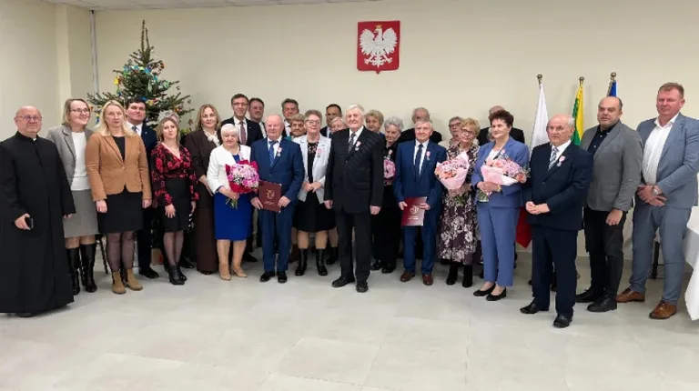 Złote Gody w Starym Lubotyniu. Pary małżeńskie uhonorowane za półwieczny staż