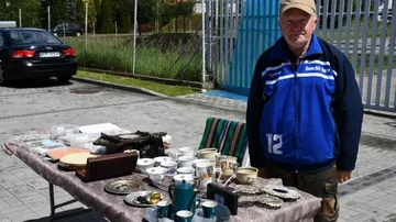 II Nadbużański Targ Staroci w Broku. Deszcz nie zatrzymał pasjonatów i kolekcjonerów (zdjęcia)