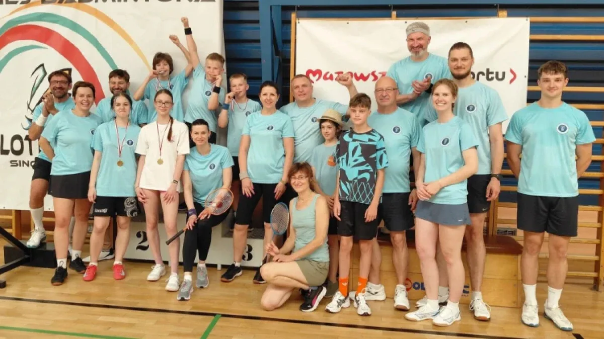 Badminton Ostrów Mazowiecka z medalami w Małkini. Wujkowscy na czele kategorii U11
