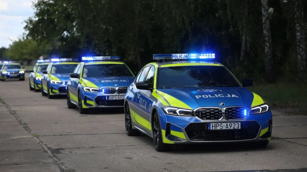 Ostrowscy policjanci dostali beemkę