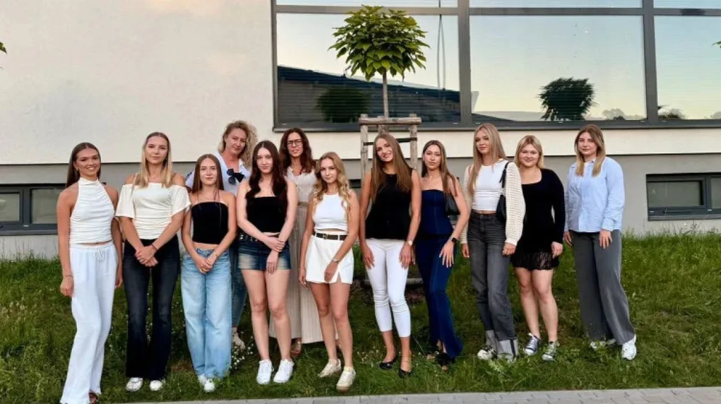 Ostrowskie WAGs na jednym zdjęciu