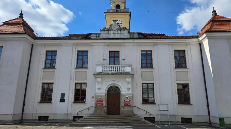 Zamierzasz zastrzec numer PESEL w urzędzie? Ostrowski magistrat czynny dłużej