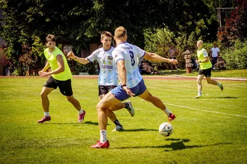 KS Wąsewo wygrał ligowy mecz z Orzycem Chorzele. Hat-trick Huberta Soporka na inaugurację