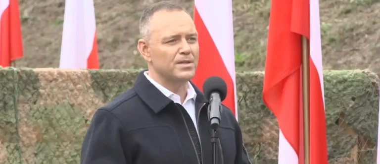 Prezydent Karol Nawrocki na otwarciu strzelnicy w Bogutach-Piankach