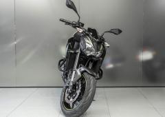 Kawasaki ZR900 #5000