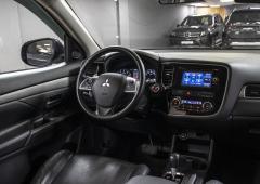 Mitsubishi Outlander III 2.4b AWD