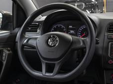 Volkswagen Polo 1.6i AT