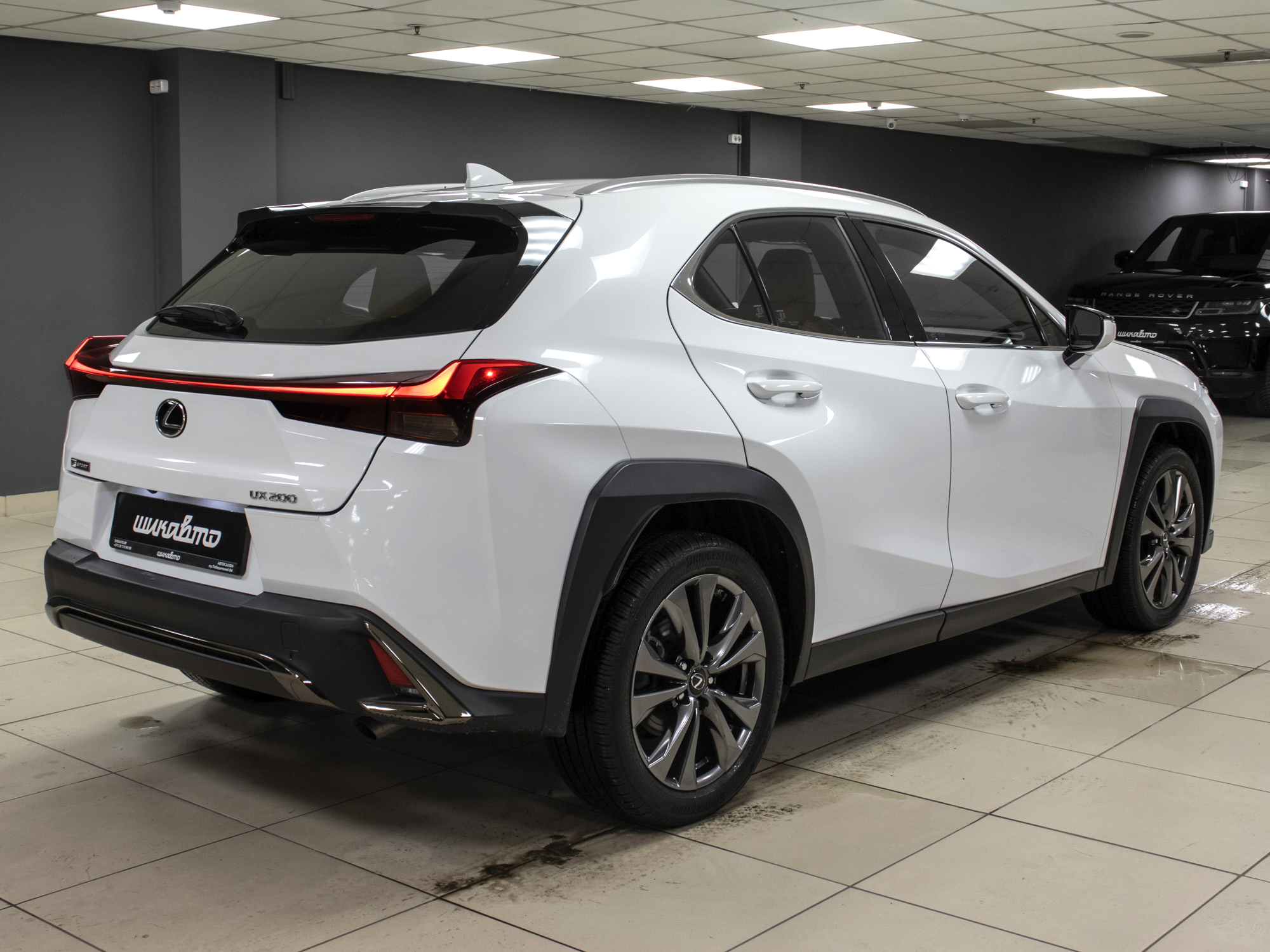 Lexus UX 200 F-Sport