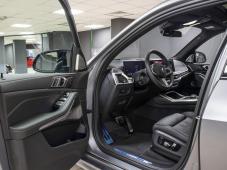 BMW X7 xDrive M60i