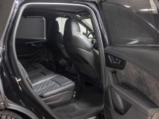 Audi Q7 S Line