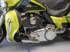 Harley-Davidson Electra Glide FLHTCU #7294