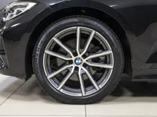 BMW 3 series 330i 